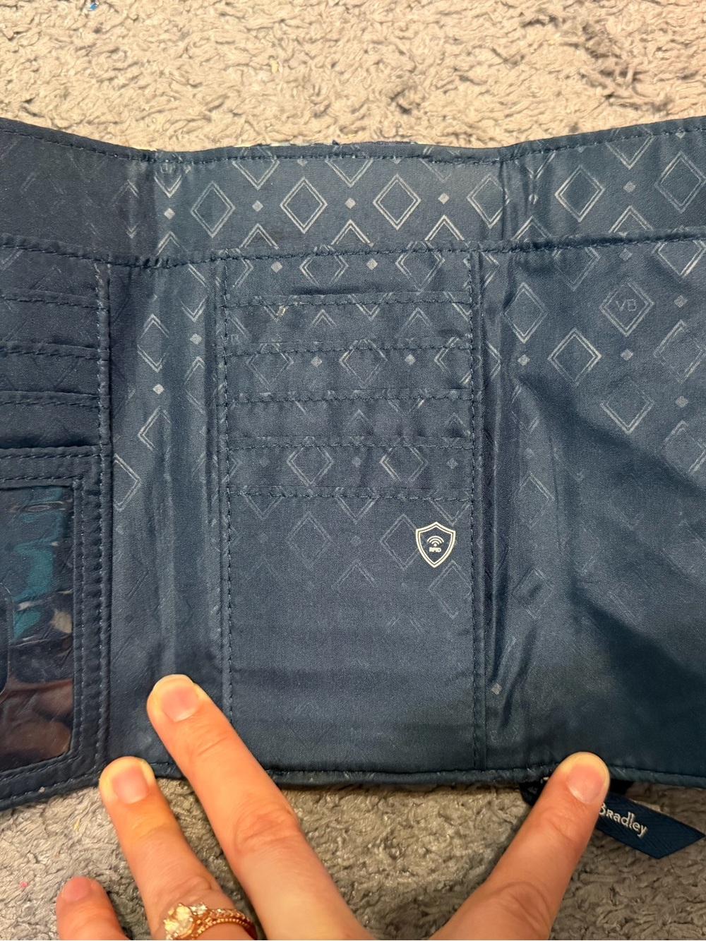 Vera Bradley Quilted Clutch Wallet in Navy, Teal & Mint - Picture 5 of 6